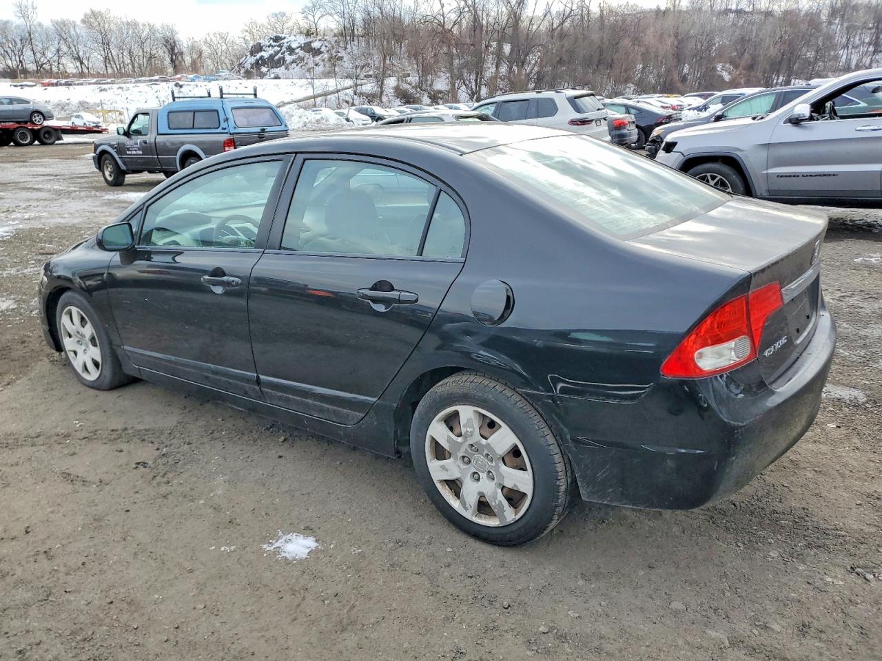 2011 HONDA CIVIC LX photo 2