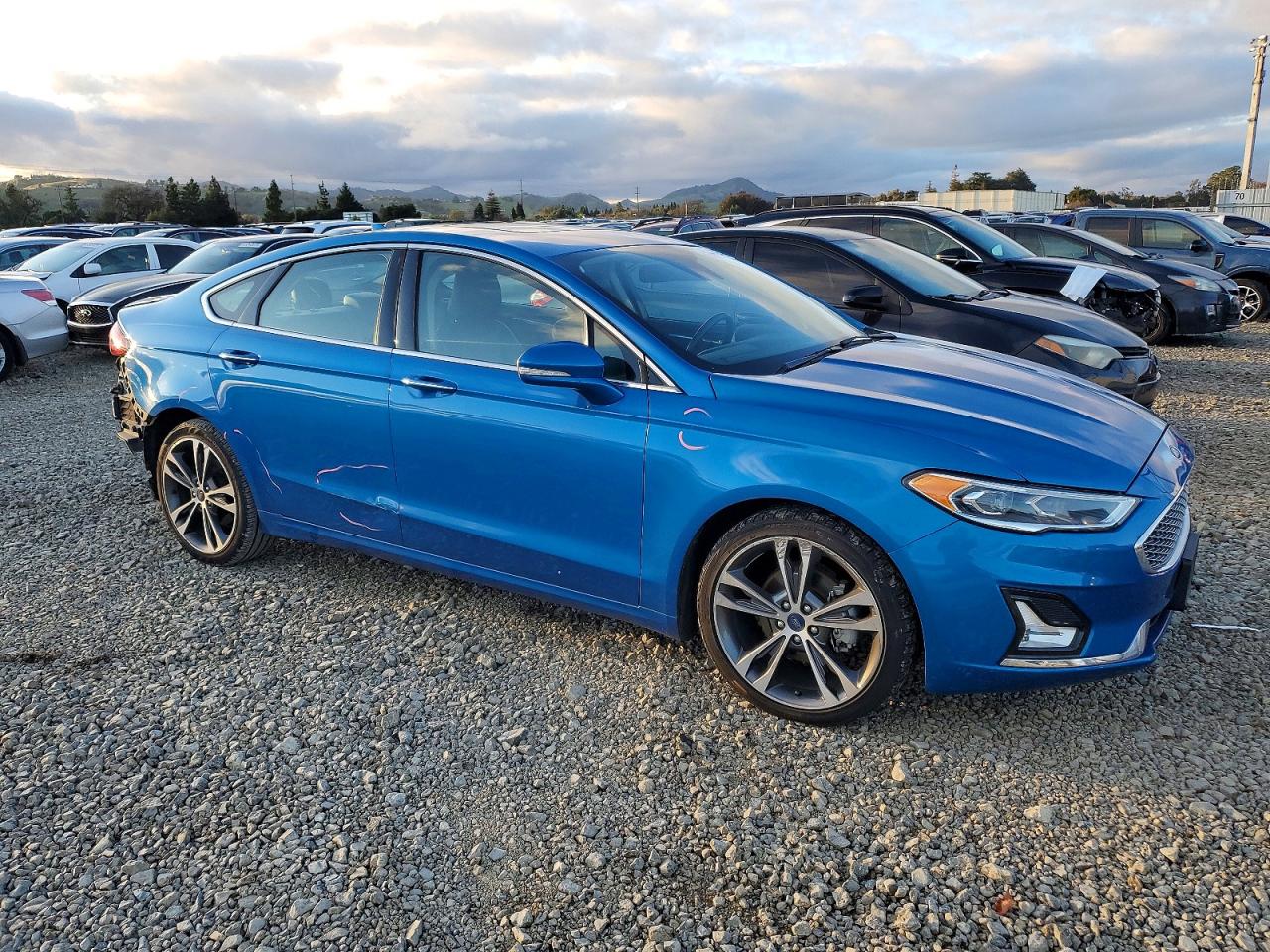 2020 FORD FUSION TITANIUM photo 4