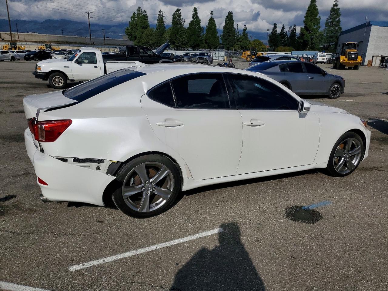 2012 LEXUS IS 250 photo 3