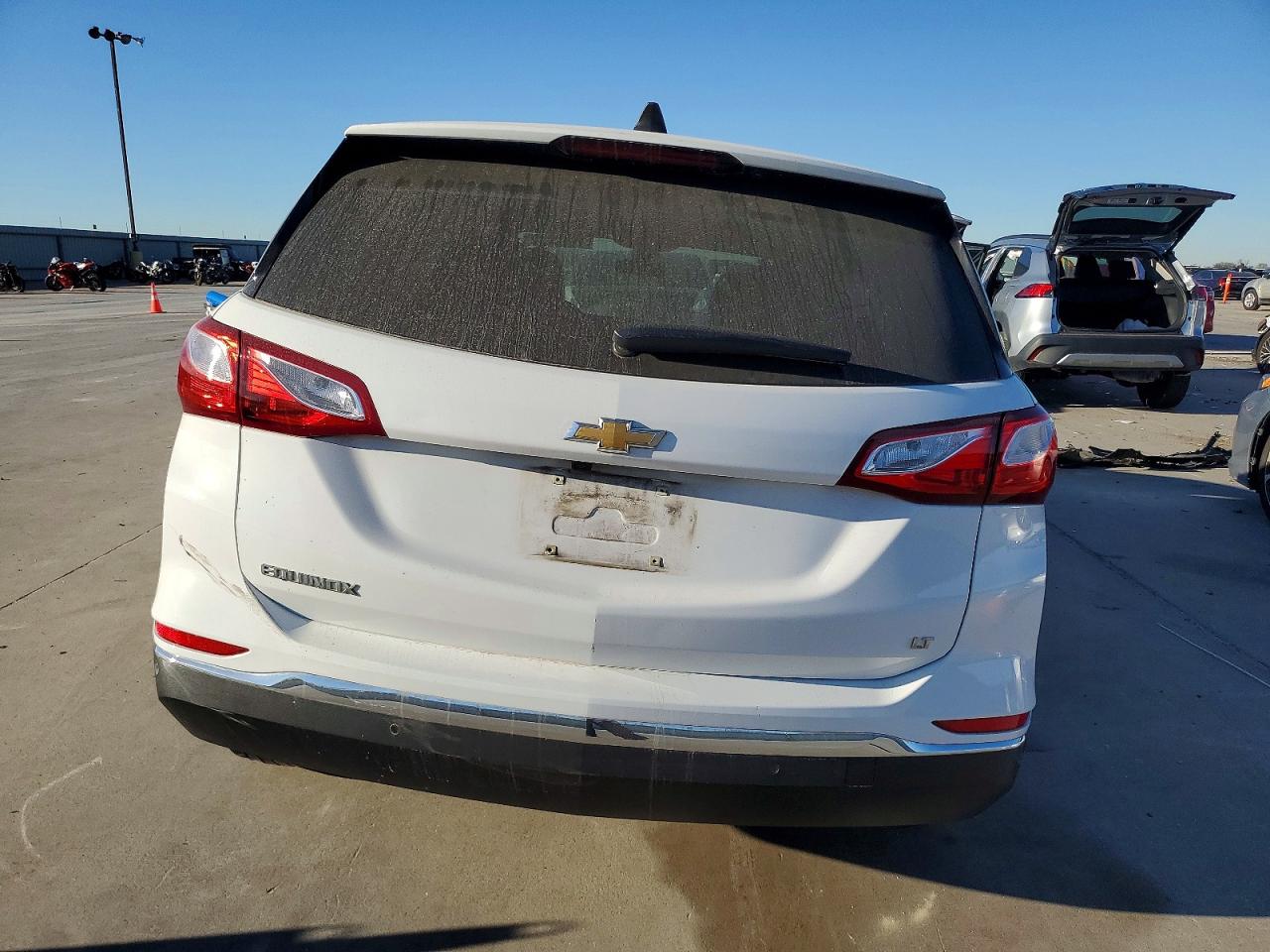 2020 CHEVROLET EQUINOX LT photo 11