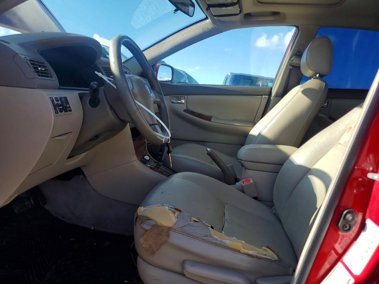 2005 TOYOTA COROLLA CE photo 19