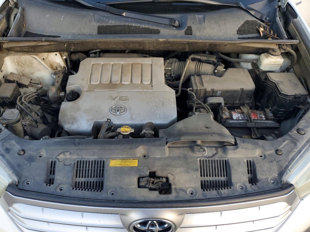 2011 TOYOTA HIGHLANDER LIMITED photo 11