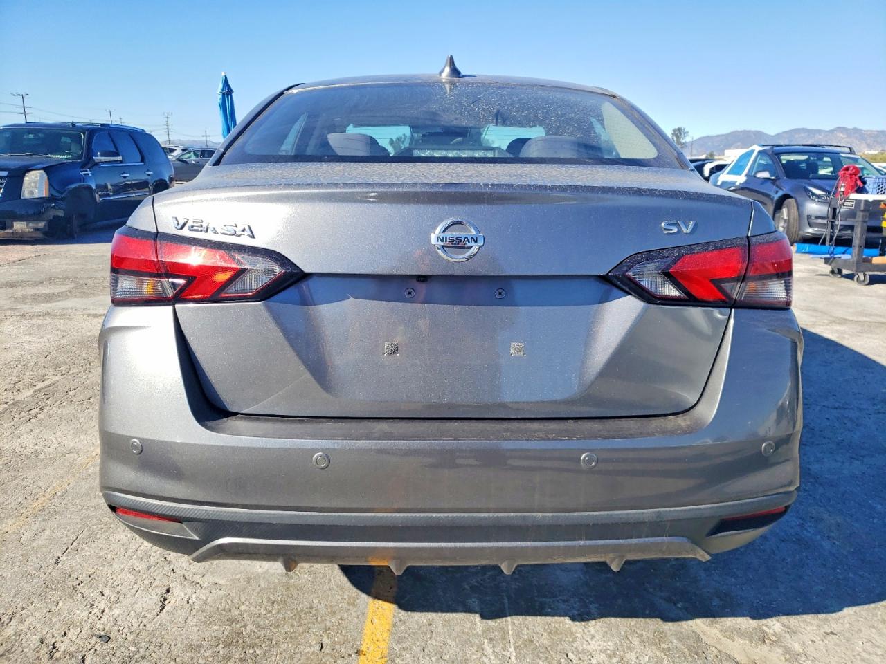 2021 NISSAN VERSA SV photo 11