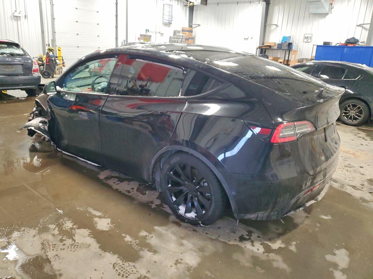 2021 TESLA MODEL Y photo 2