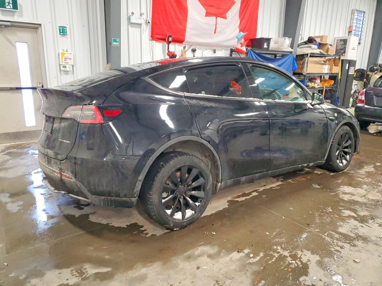 2021 TESLA MODEL Y photo 3