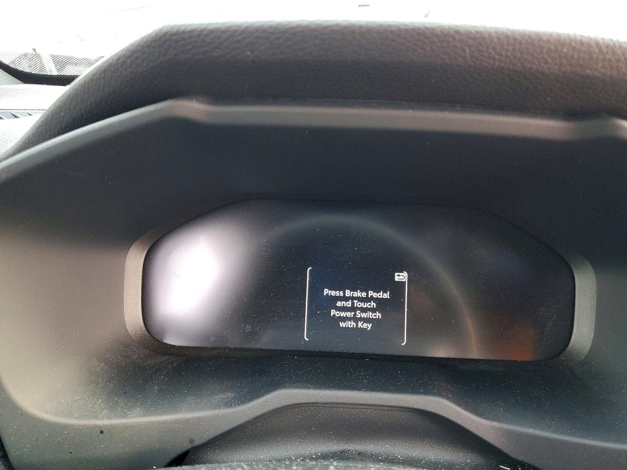 2024 TOYOTA RAV4 XSE photo 9