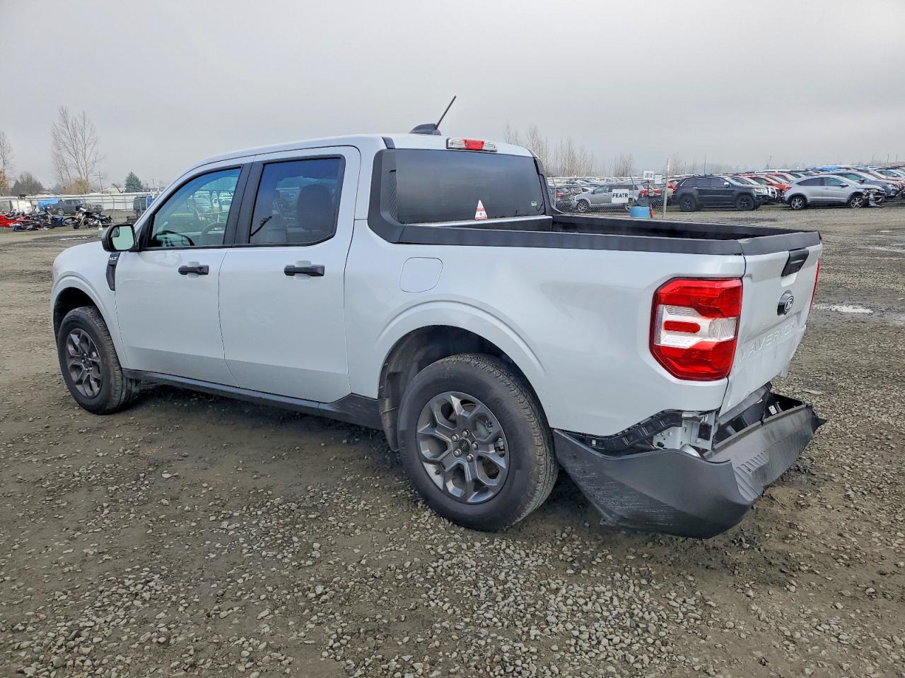 2025 FORD MAVERICK XLT photo 2