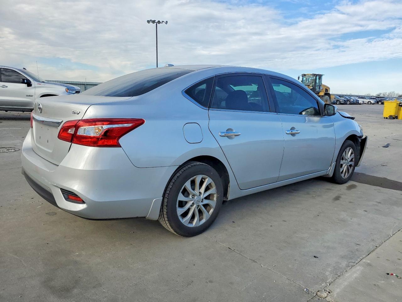 2019 NISSAN SENTRA S photo 7