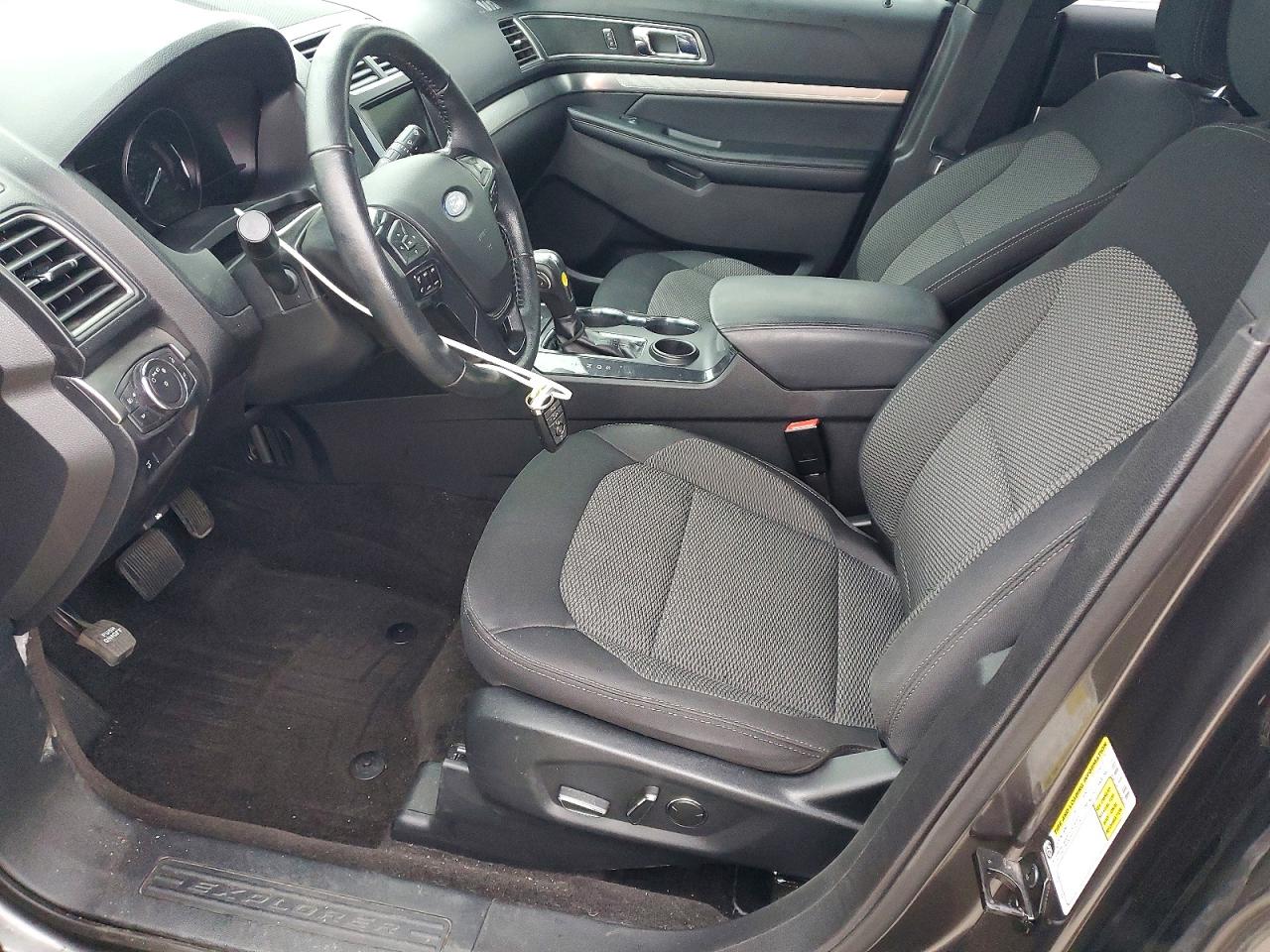 2018 FORD EXPLORER XLT photo 7