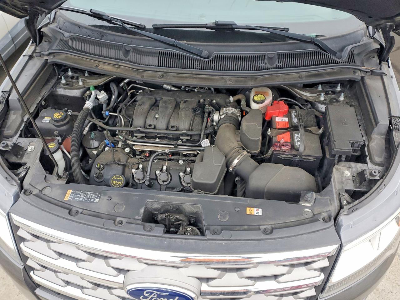 2018 FORD EXPLORER XLT photo 11