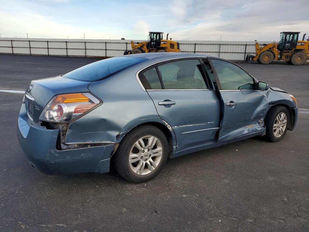 2011 NISSAN ALTIMA photo 5