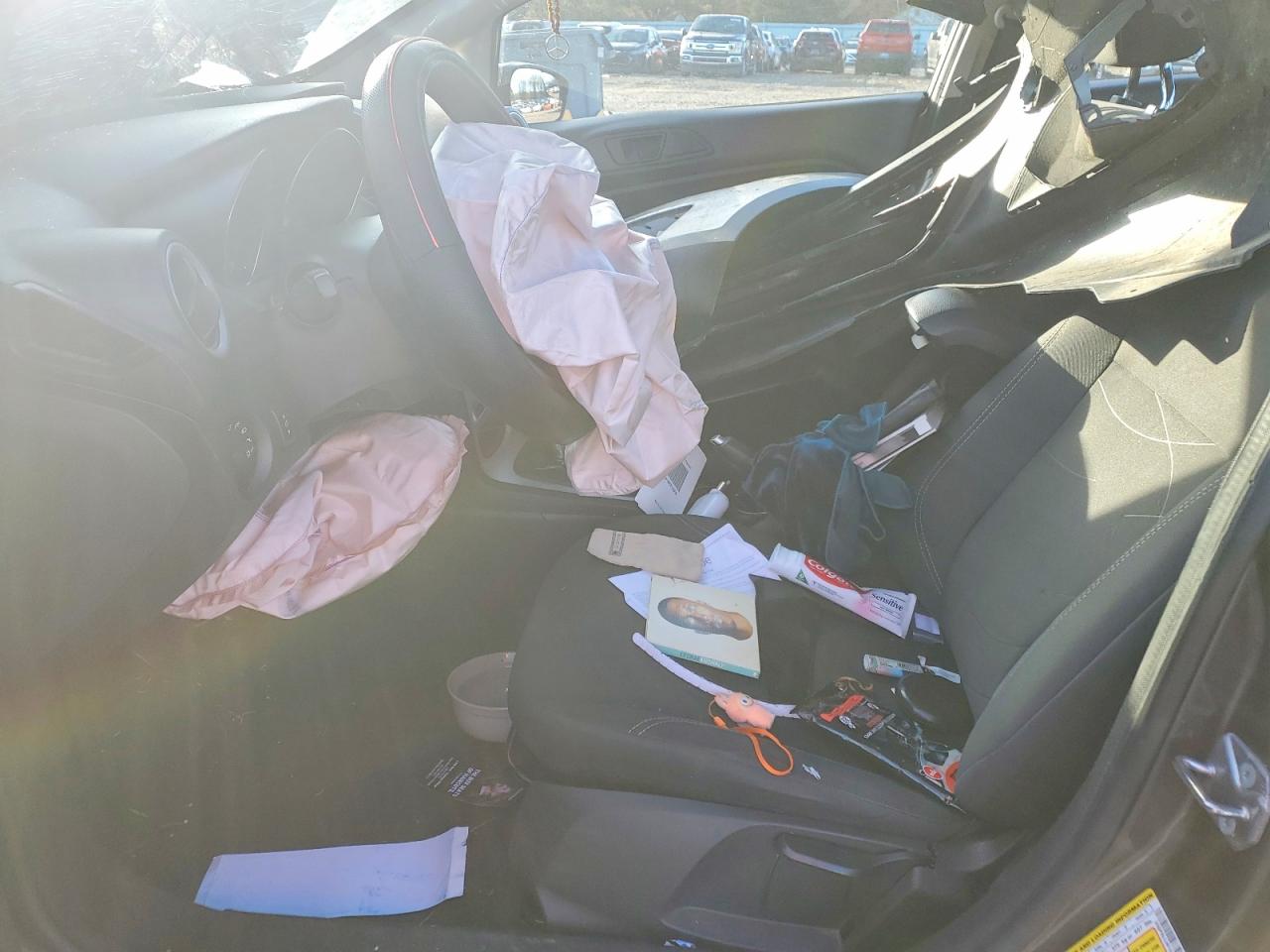2018 FORD FIESTA SE photo 7