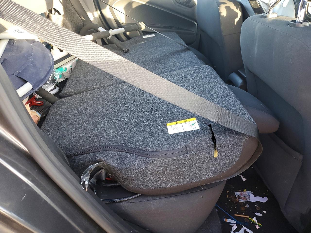 2018 FORD FIESTA SE photo 10