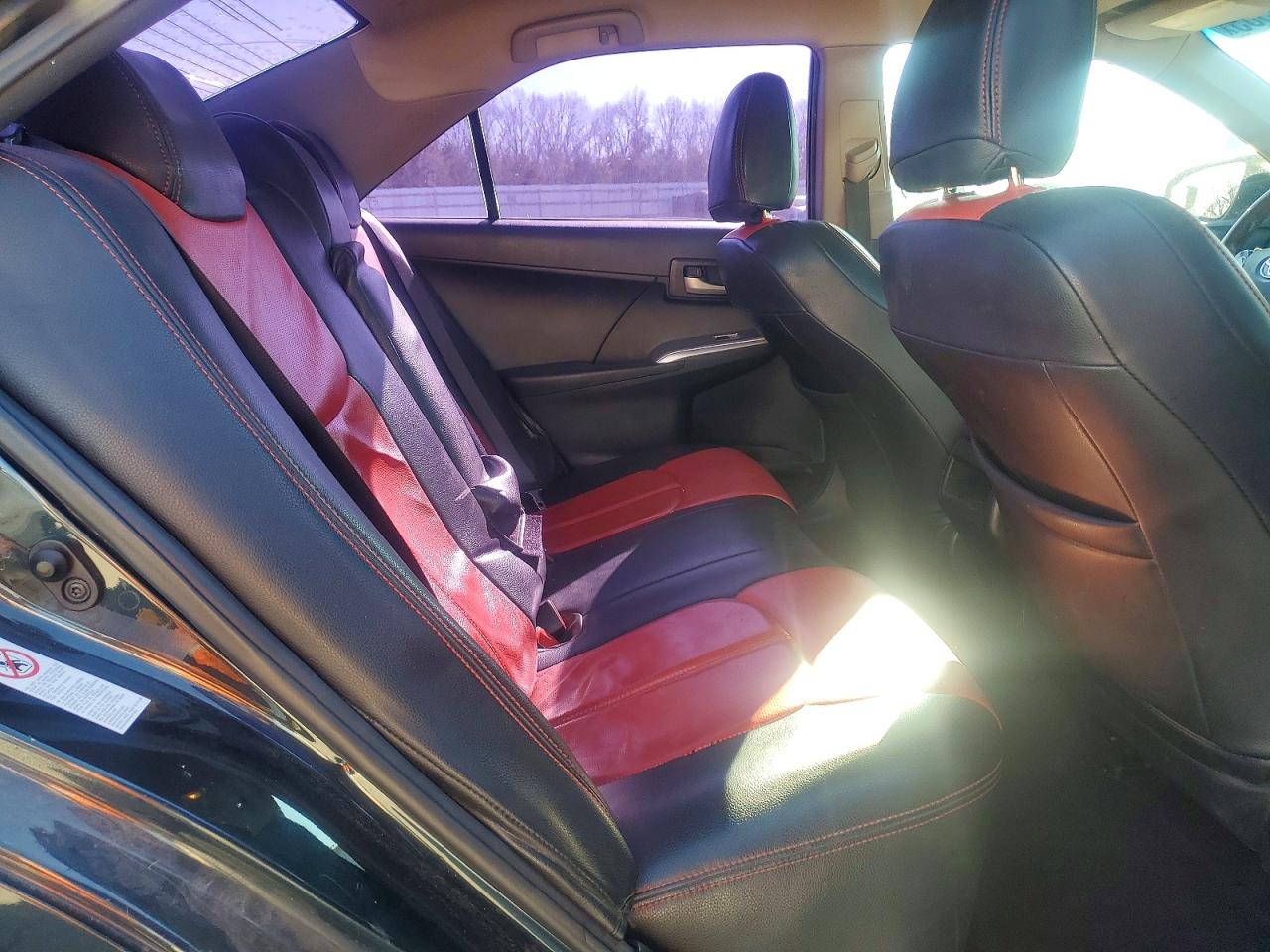 2014 TOYOTA CAMRY HYBRID photo 10