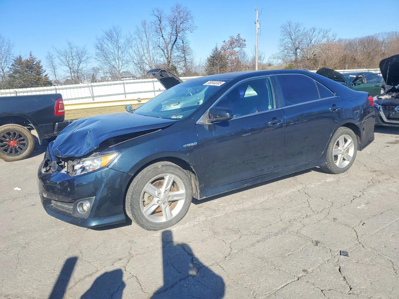 2014 TOYOTA CAMRY