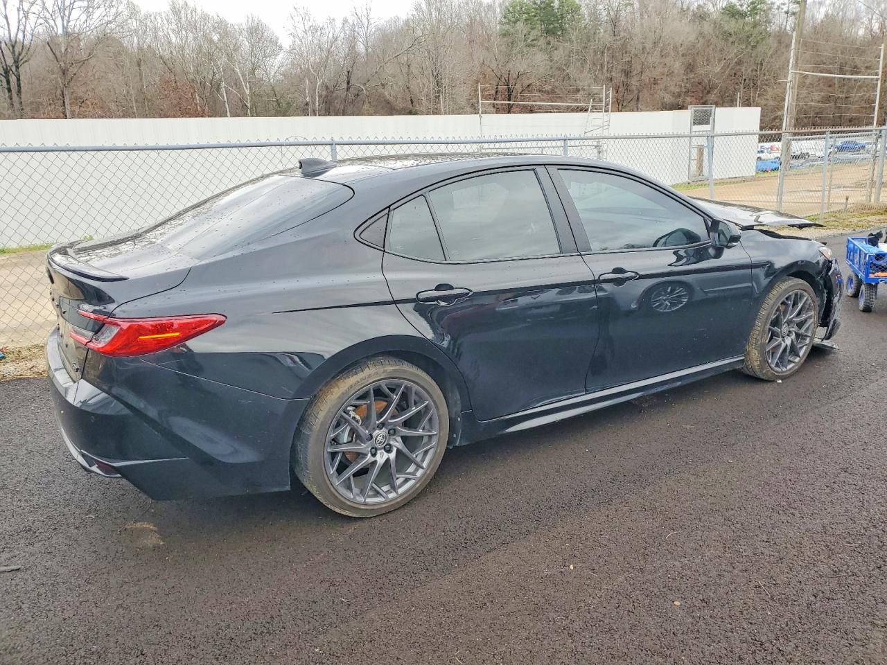 2025 TOYOTA CAMRY XSE photo 3
