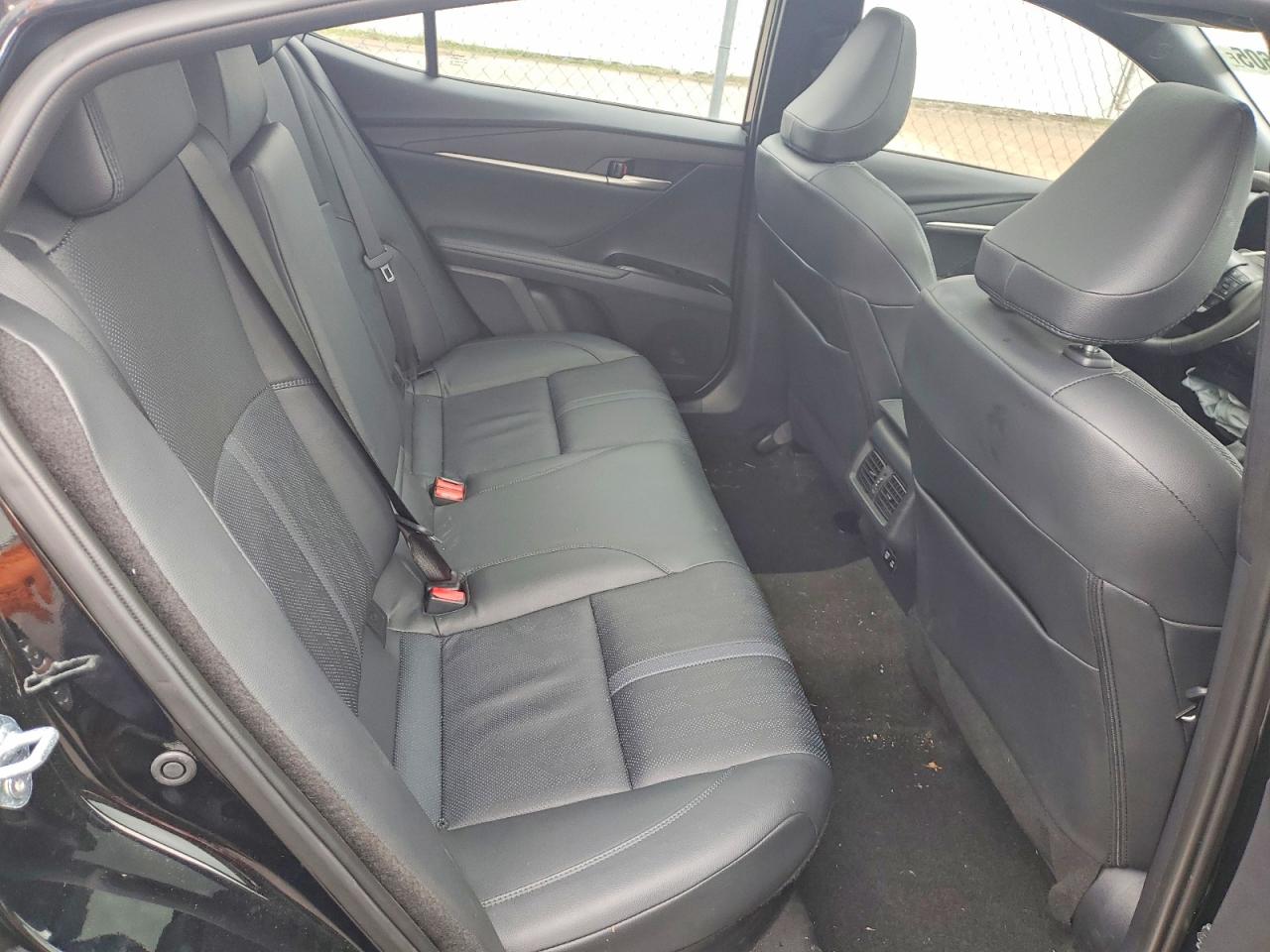2025 TOYOTA CAMRY XSE photo 10