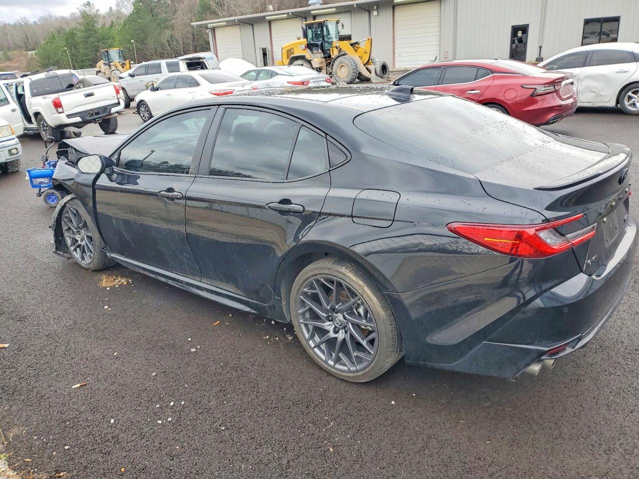 2025 TOYOTA CAMRY XSE photo 2