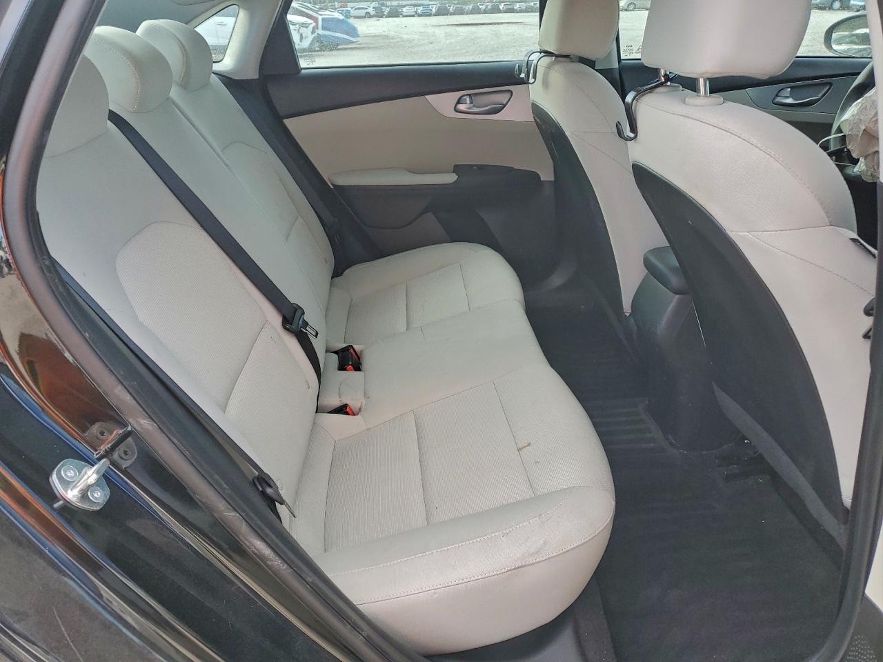 2023 KIA FORTE LX photo 19