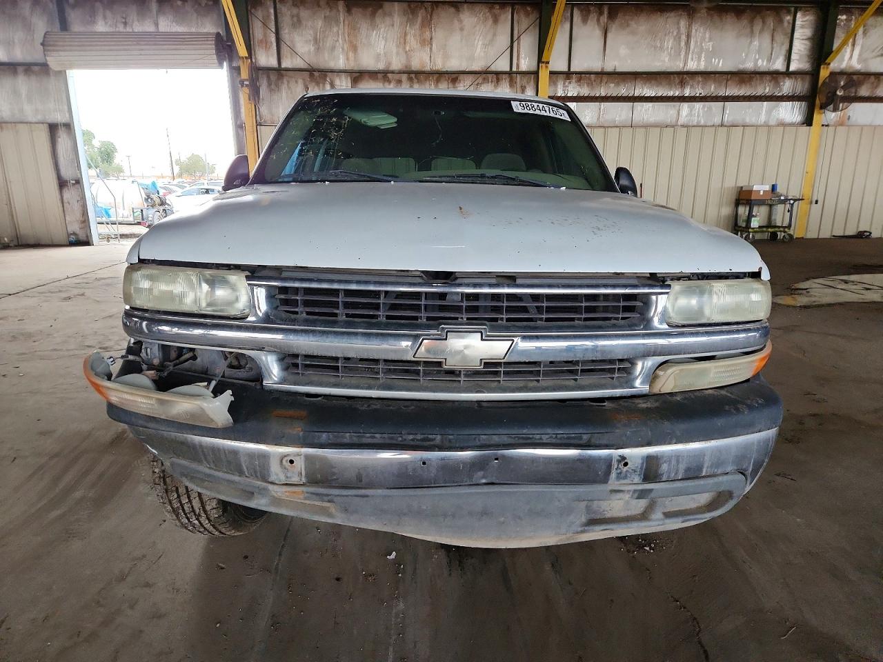 2001 CHEVROLET SUBURBAN C1500 photo 5