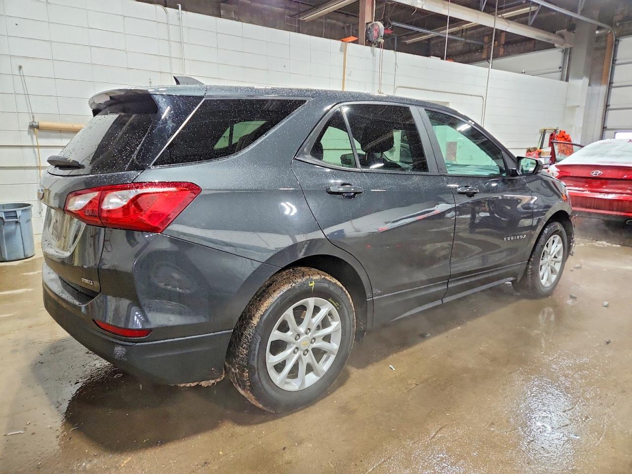 2021 CHEVROLET EQUINOX LS photo 3