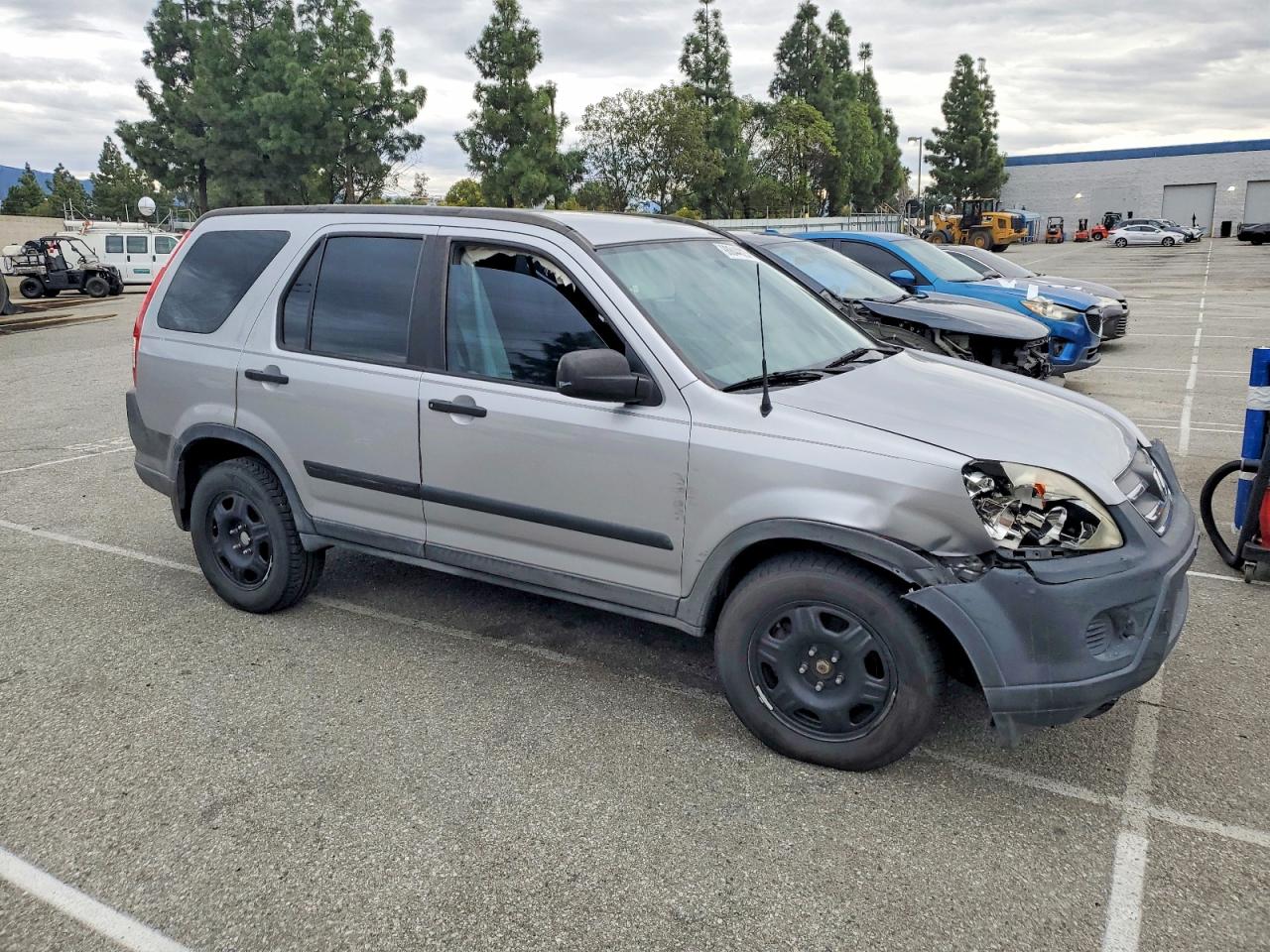 2005 HONDA CR-V LX photo 4