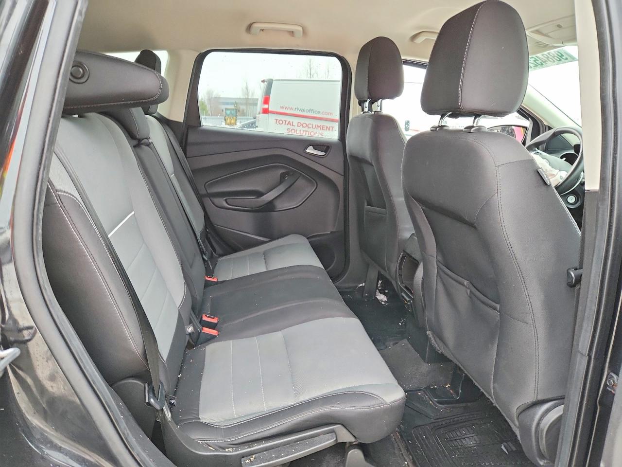 2015 FORD ESCAPE SE photo 21