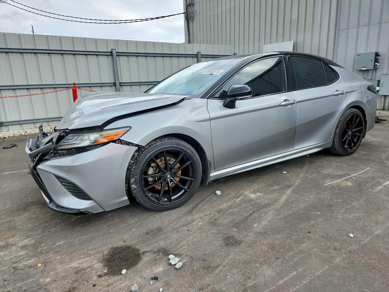 2019 TOYOTA CAMRY