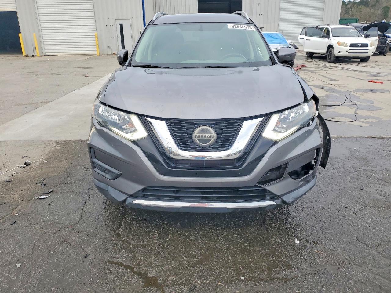 2018 NISSAN ROGUE S photo 5