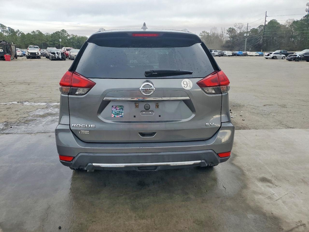 2018 NISSAN ROGUE S photo 6
