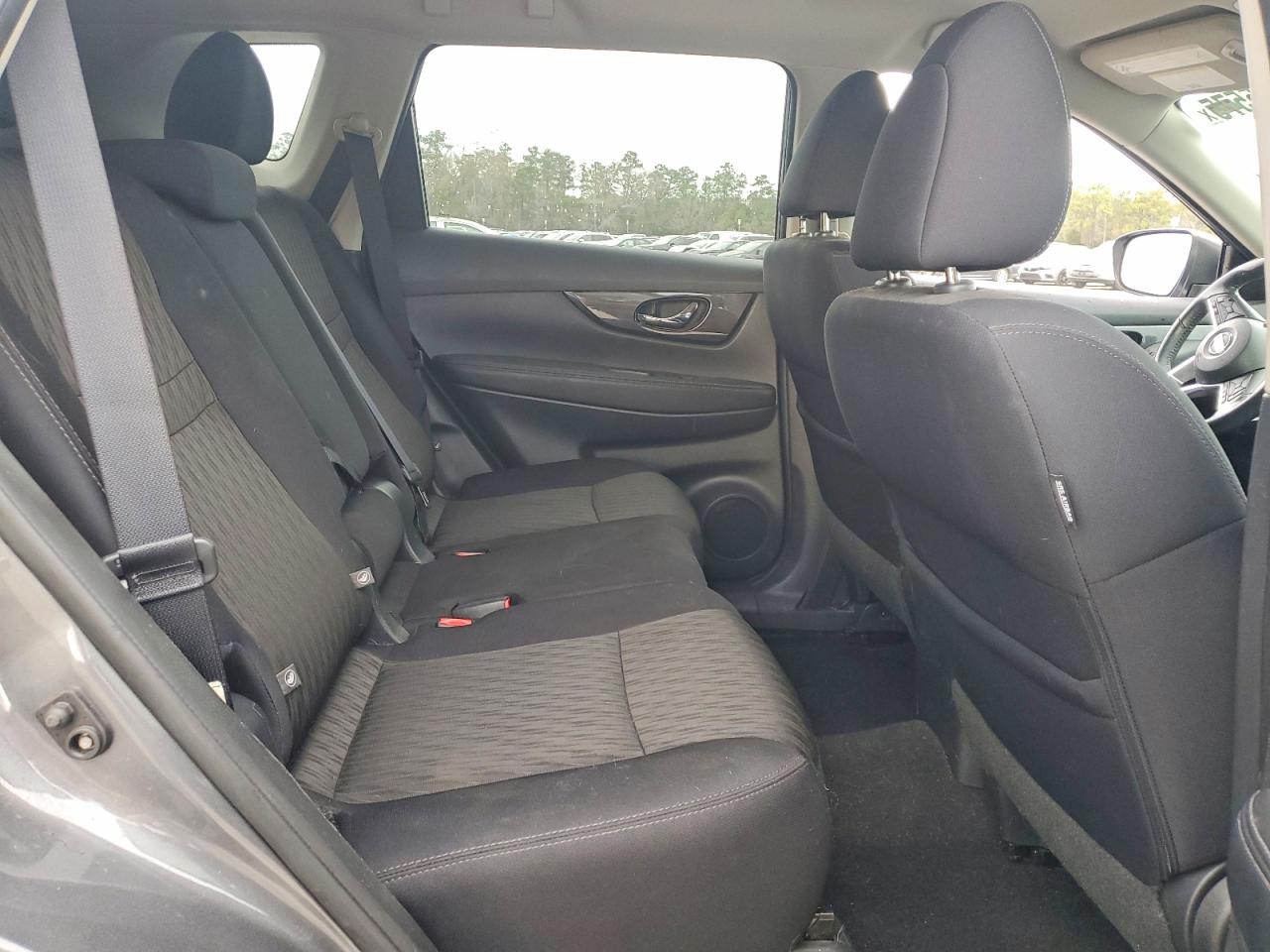 2018 NISSAN ROGUE S photo 11
