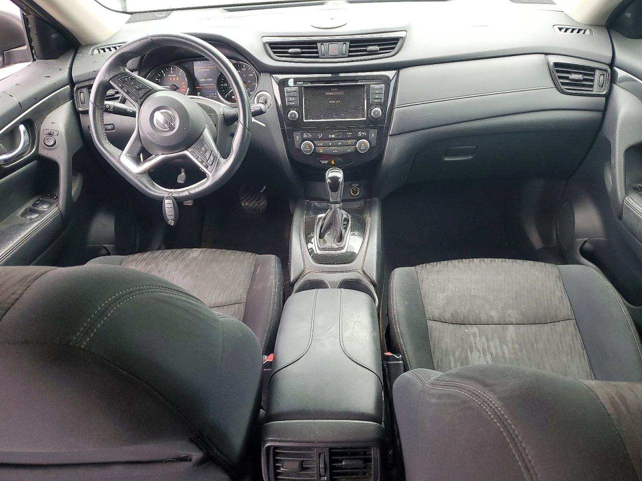 2018 NISSAN ROGUE S photo 8