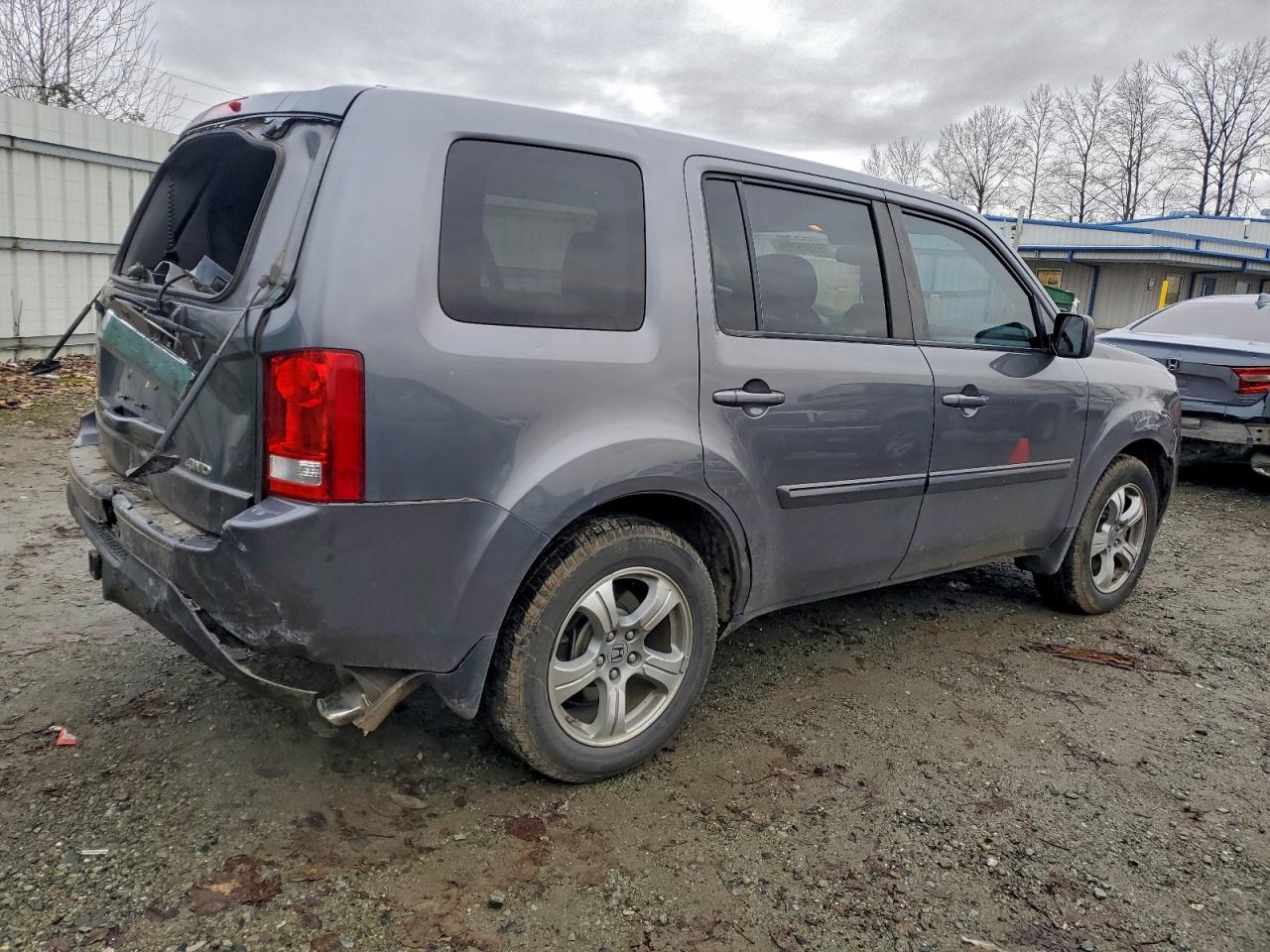 2015 HONDA PILOT EXL photo 5
