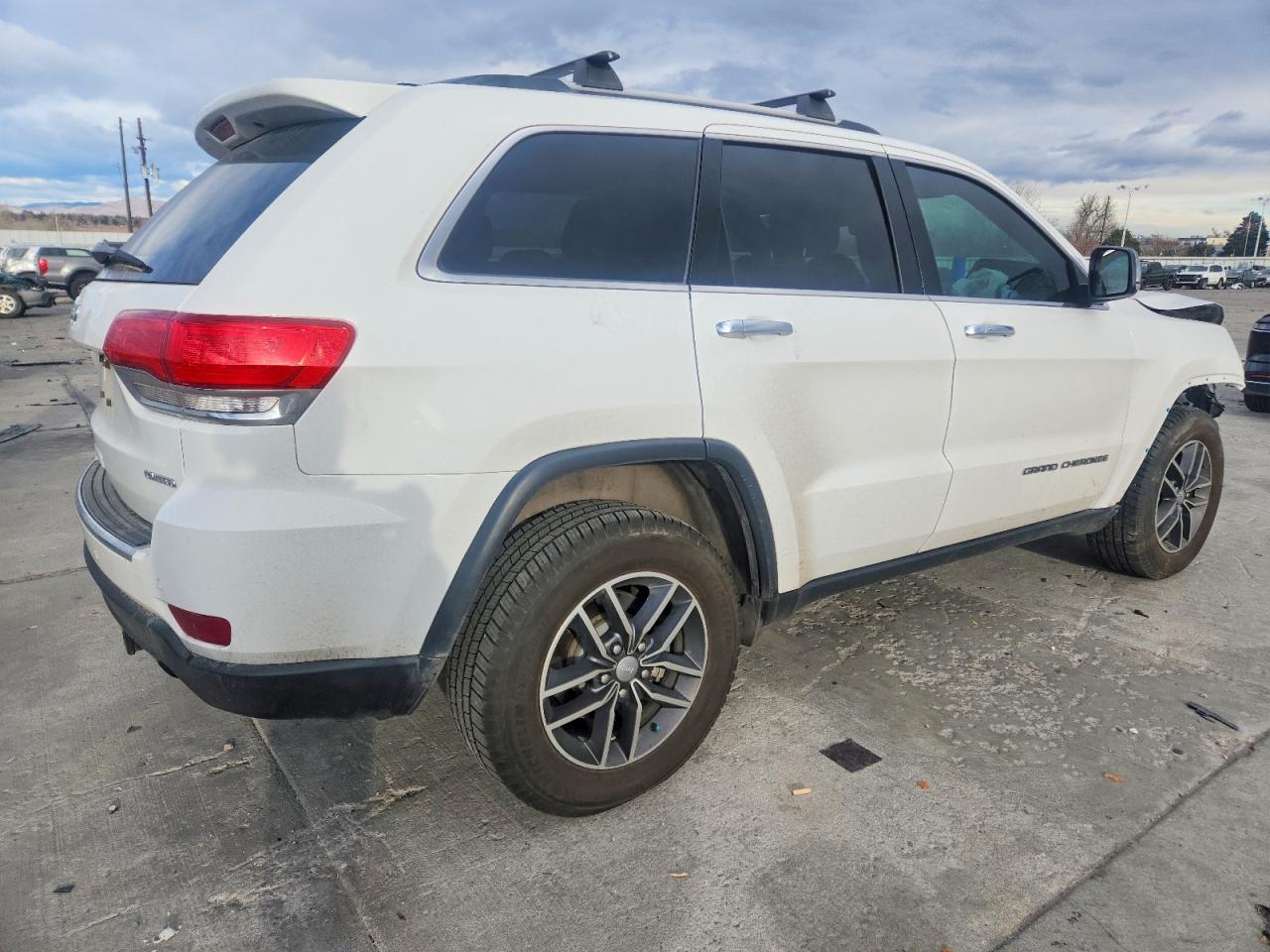 2018 JEEP GRAND CHEROKEE LIMITED photo 5