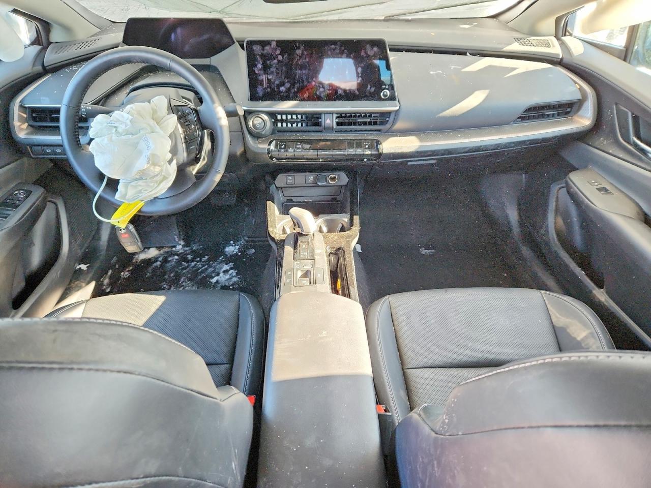 2024 TOYOTA PRIUS LE photo 15
