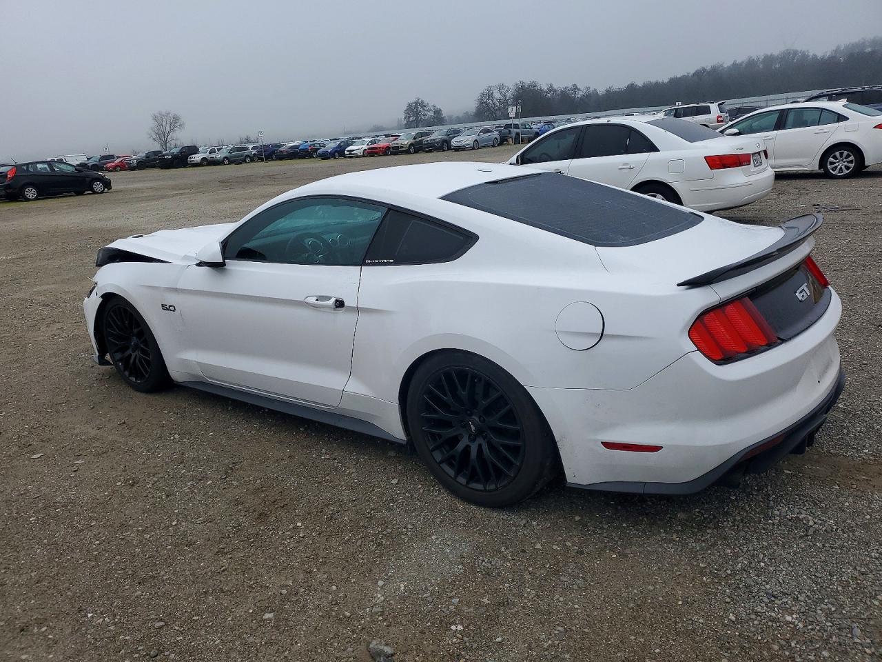 2016 FORD MUSTANG GT photo 2
