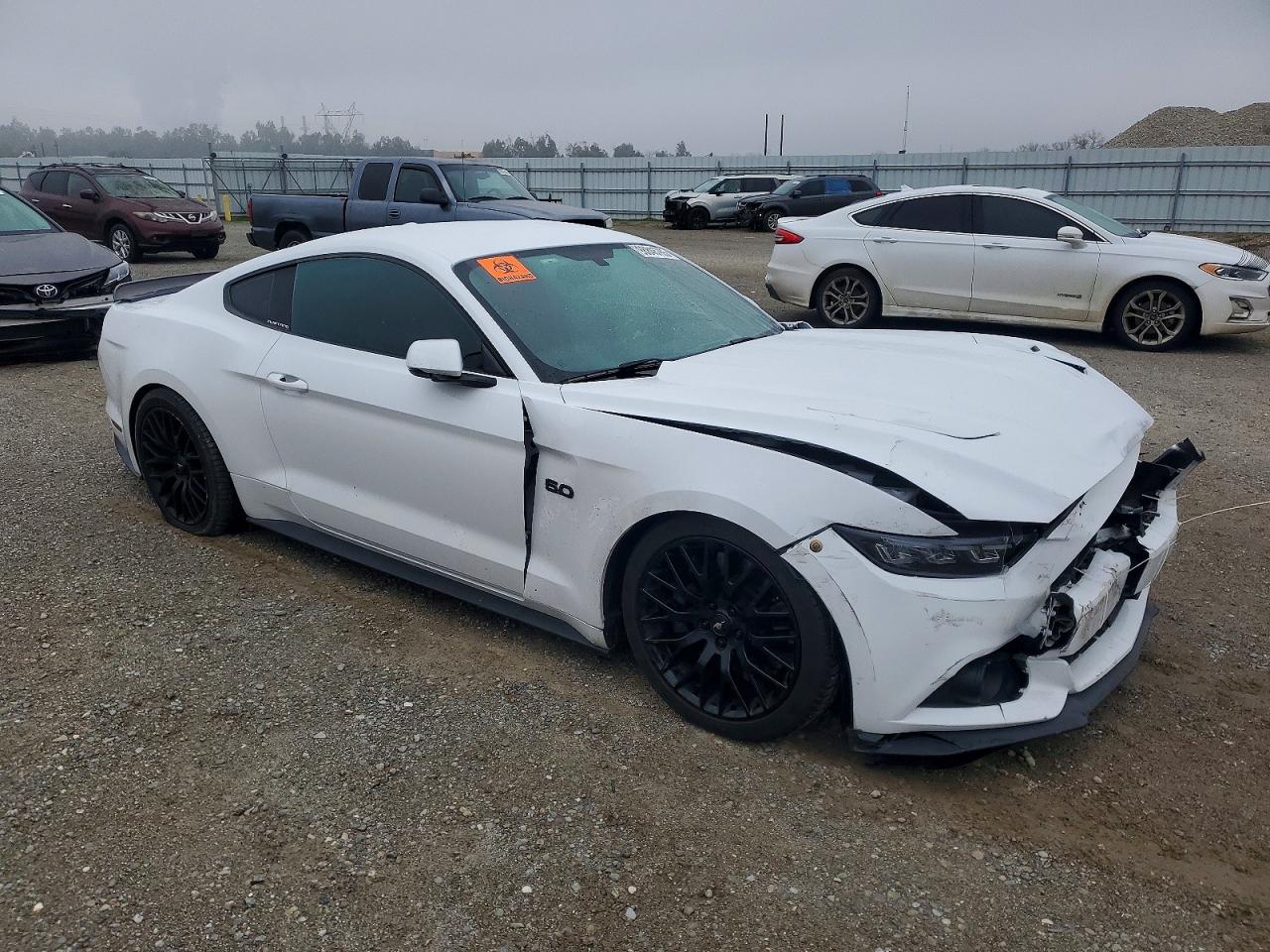 2016 FORD MUSTANG GT photo 4