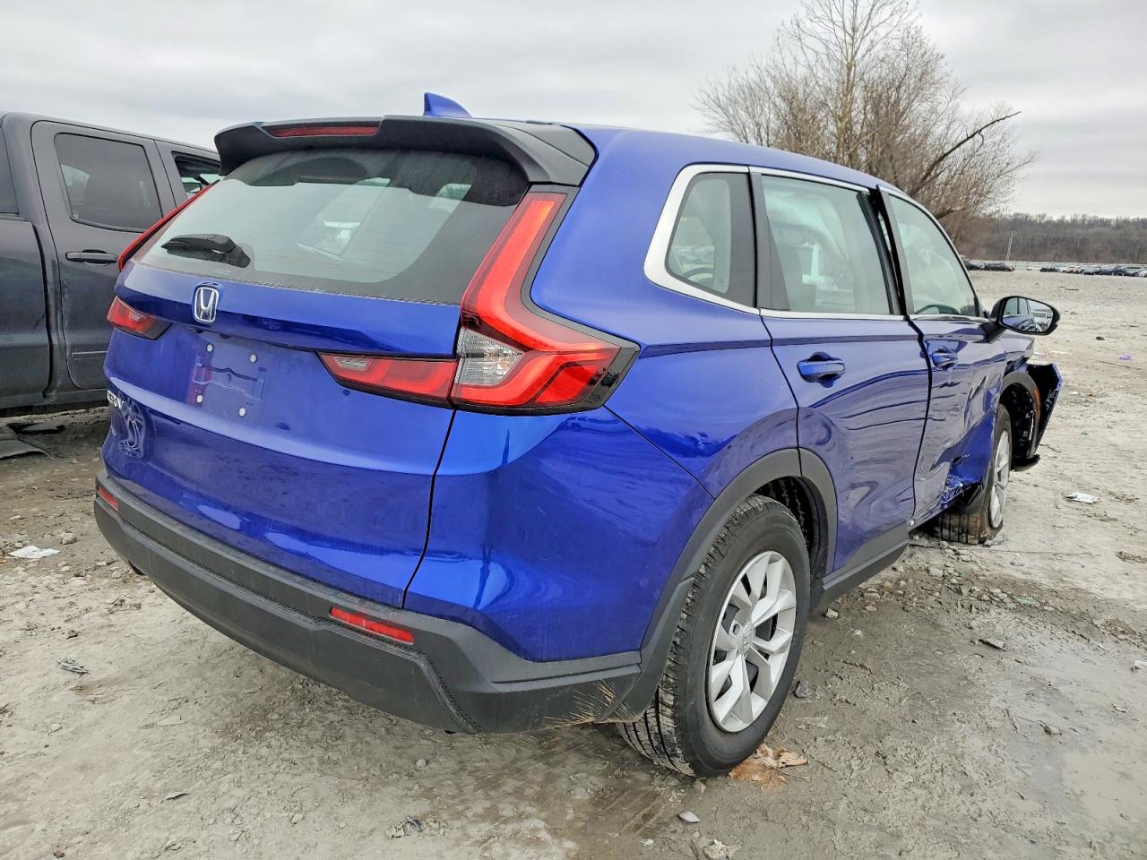 2024 HONDA CR-V LX photo 3