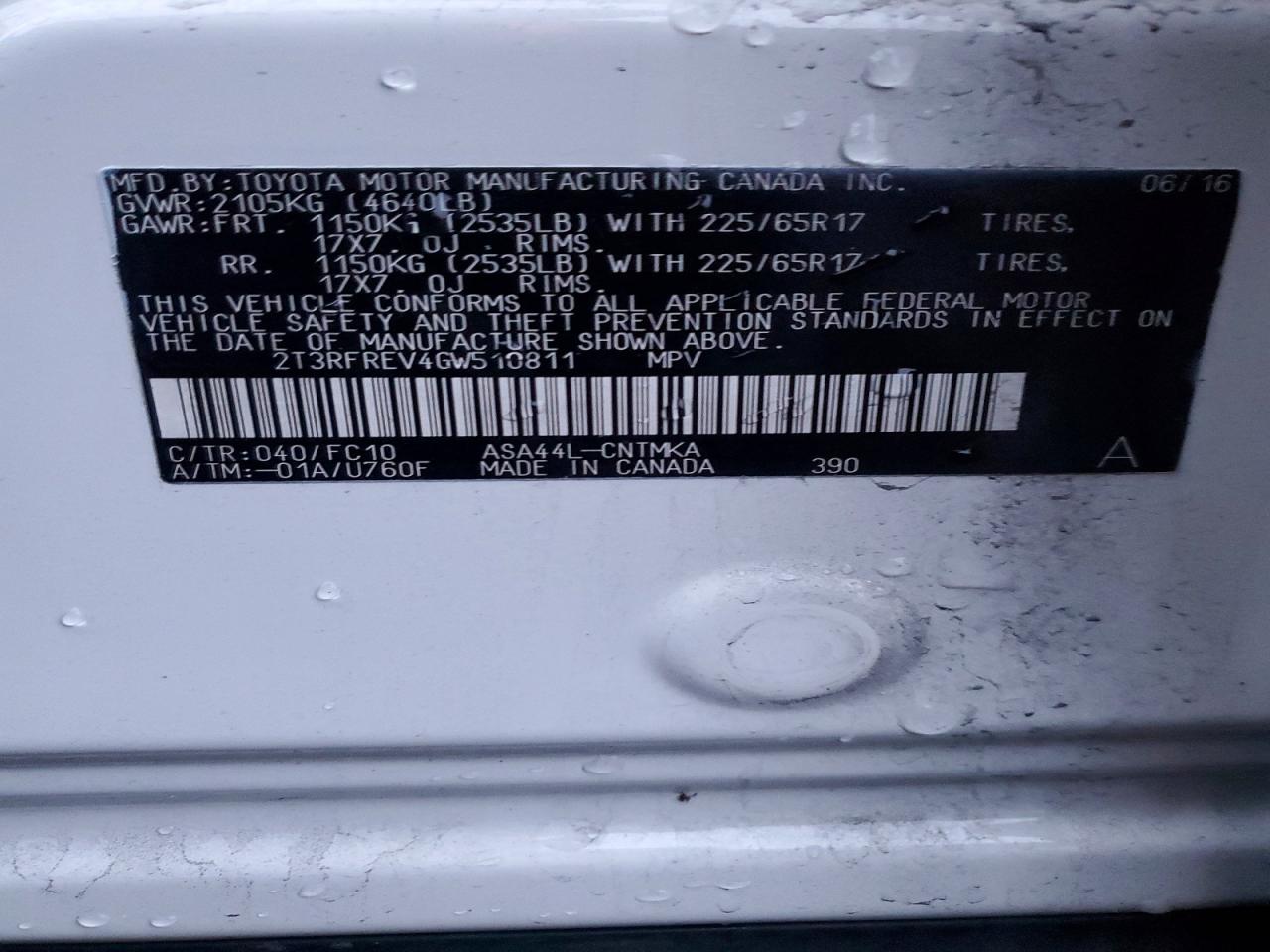 2016 TOYOTA RAV4 XLE photo 13
