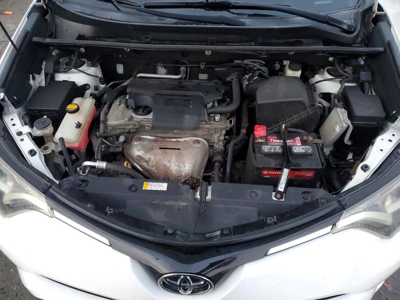2016 TOYOTA RAV4 XLE photo 12