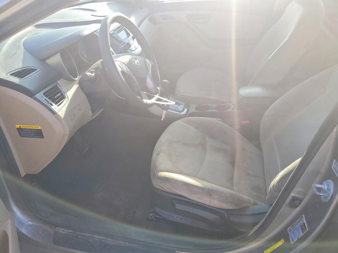 2013 HYUNDAI ELANTRA GLS photo 19