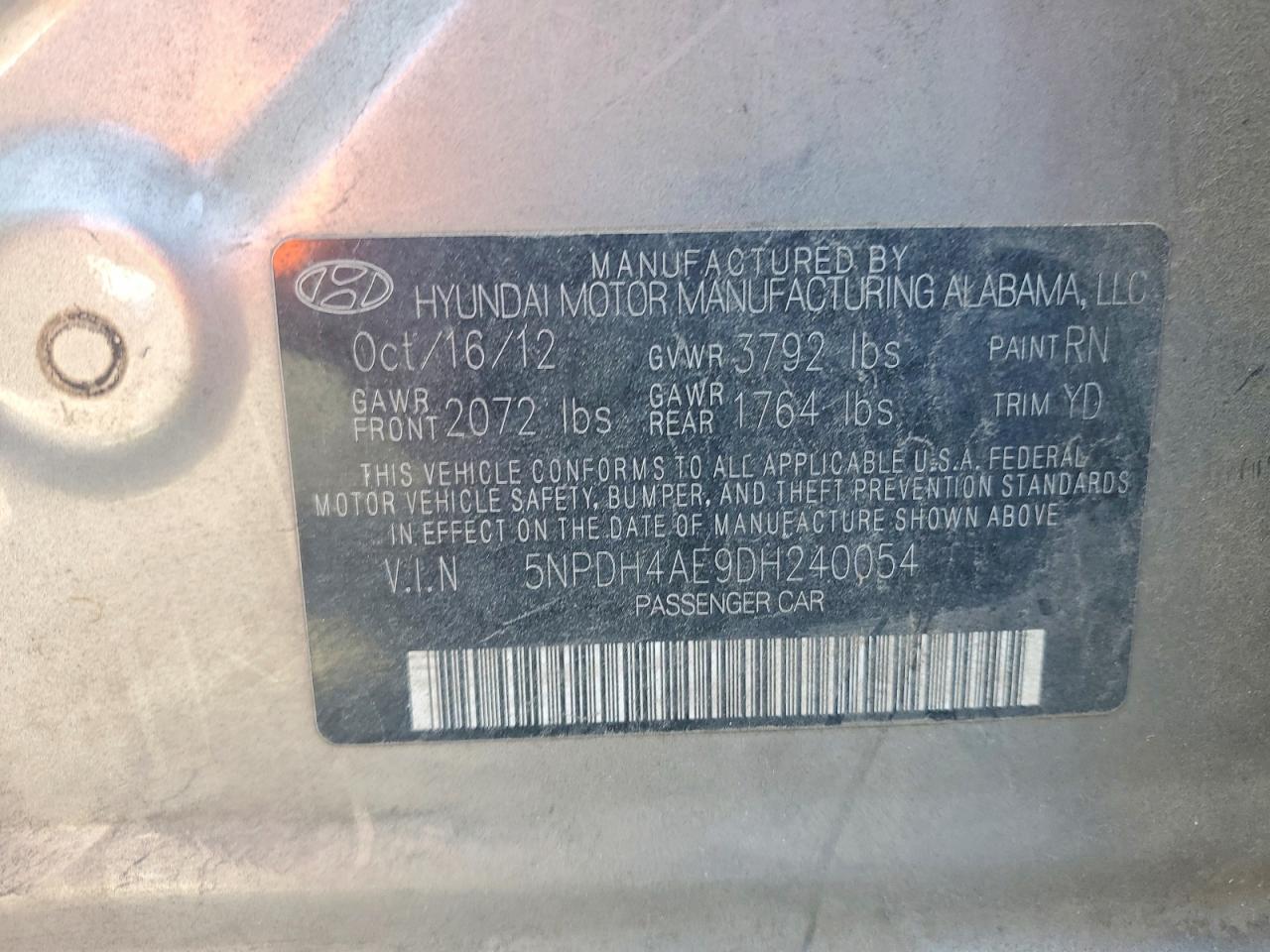 2013 HYUNDAI ELANTRA GLS photo 34