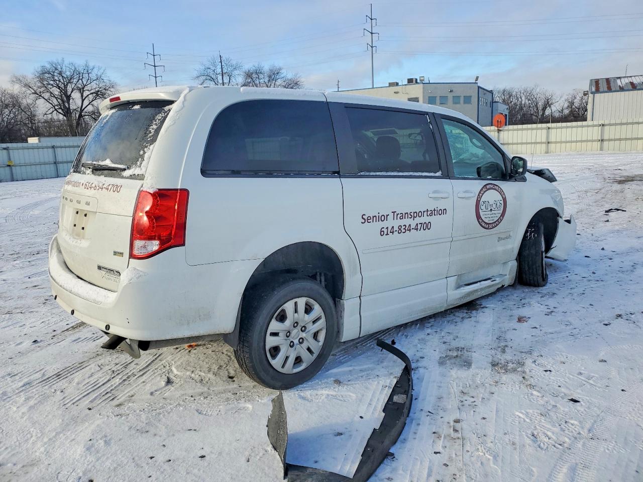 2015 DODGE GRAND CARAVAN SE photo 3