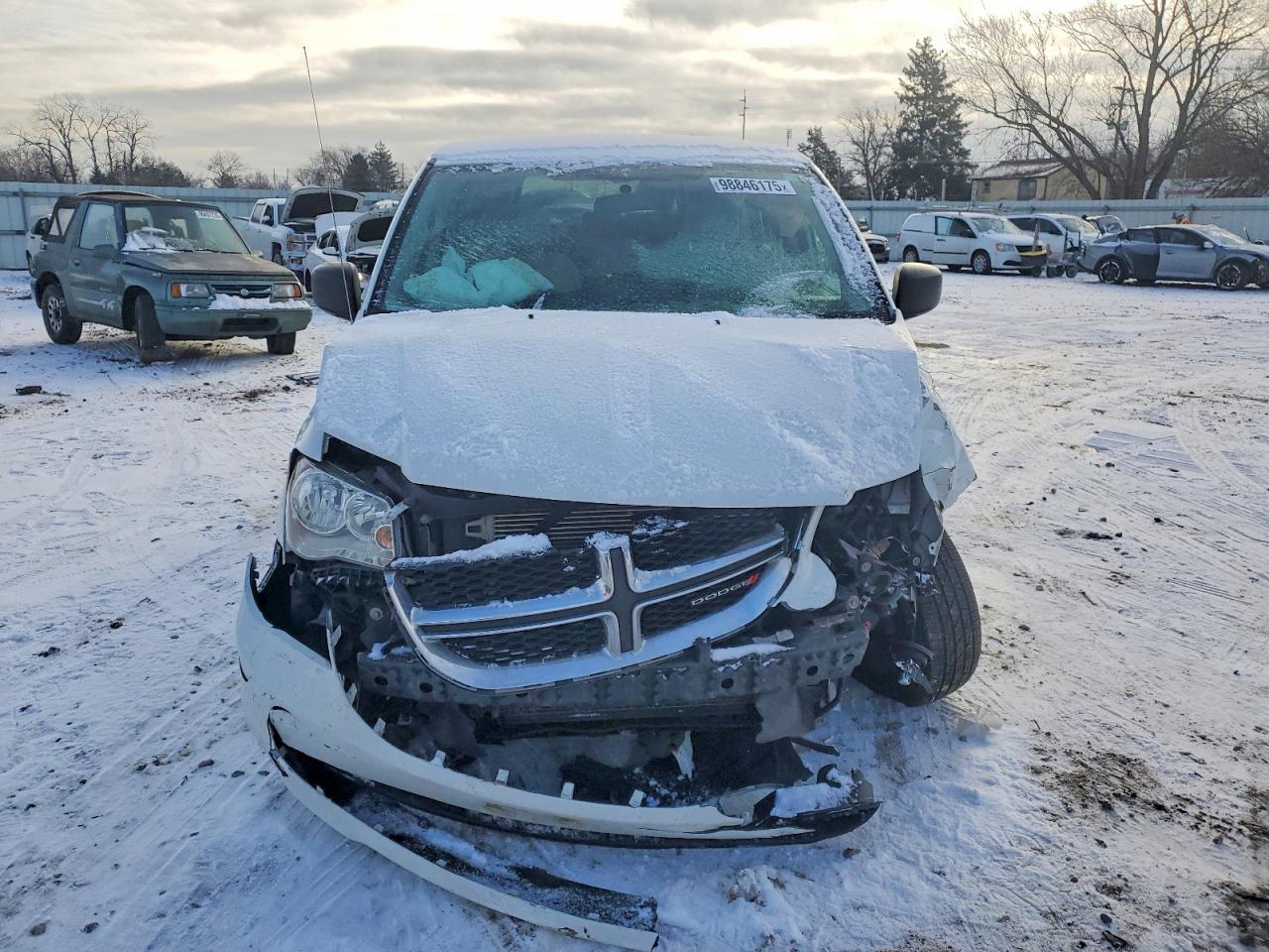 2015 DODGE GRAND CARAVAN SE photo 5
