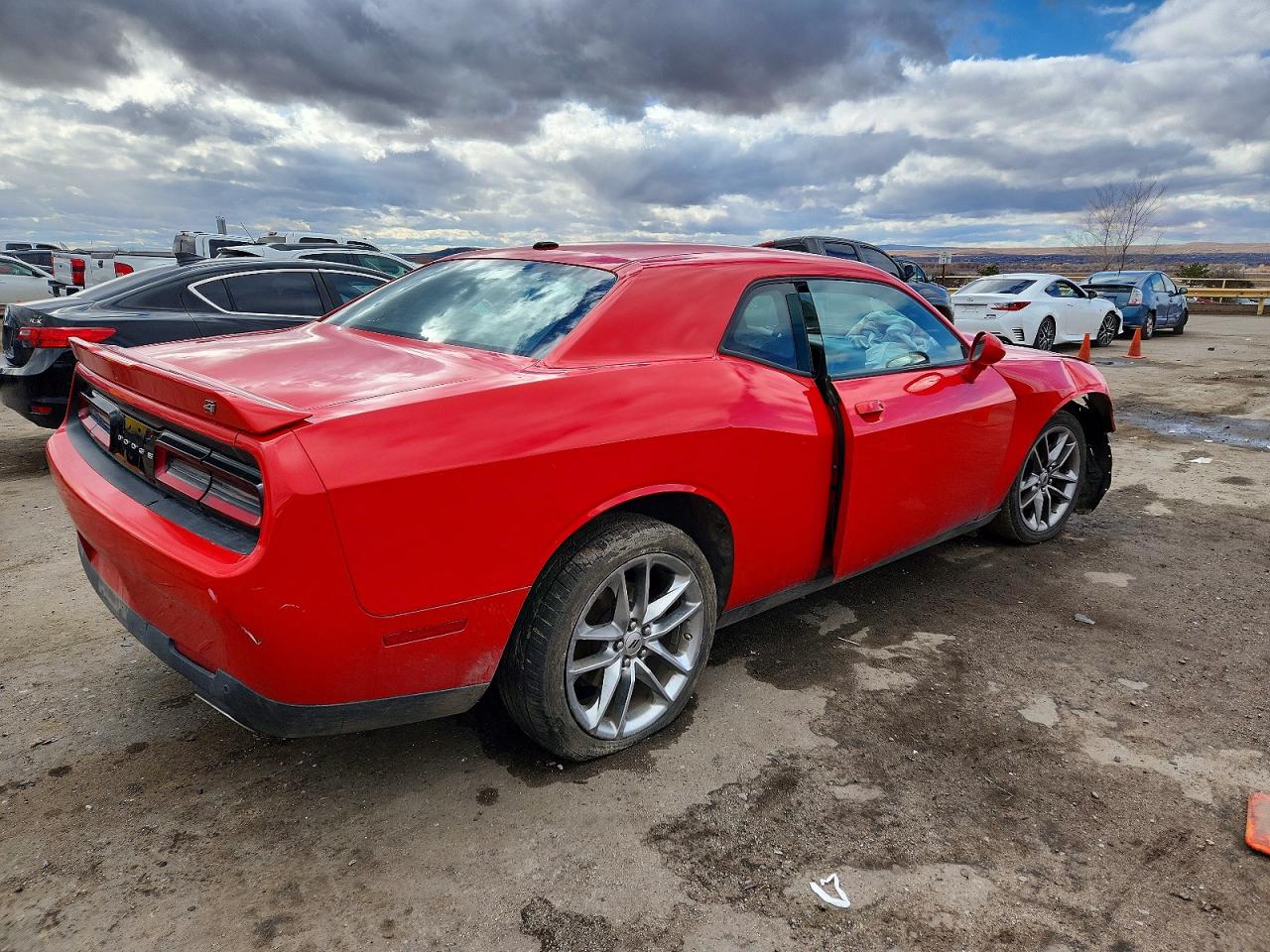 2022 DODGE CHALLENGER GT photo 3