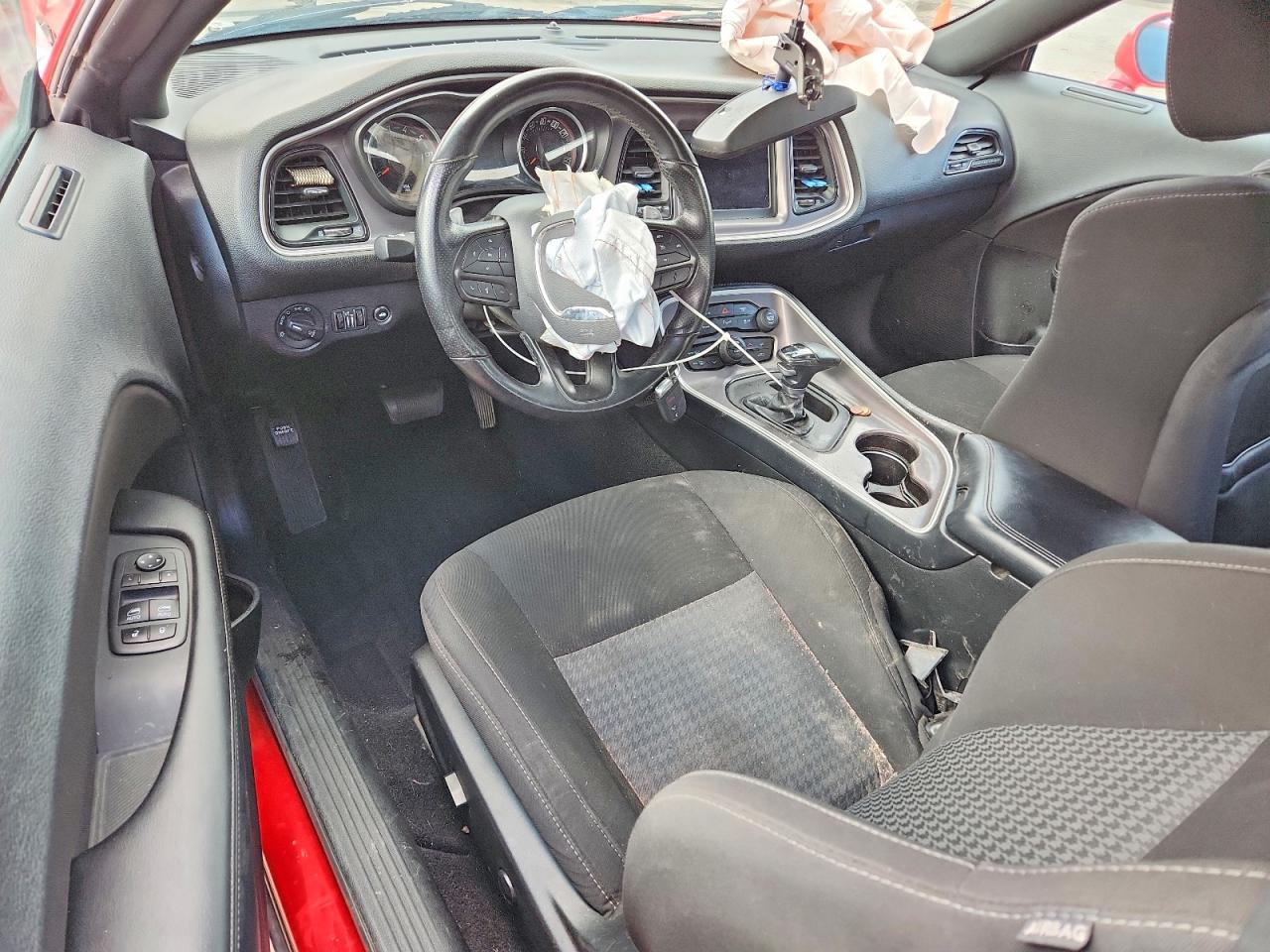 2022 DODGE CHALLENGER GT photo 8