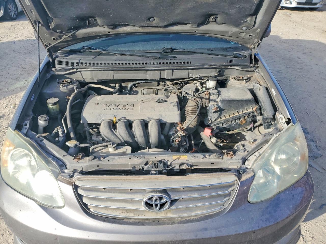 2004 TOYOTA COROLLA S photo 21
