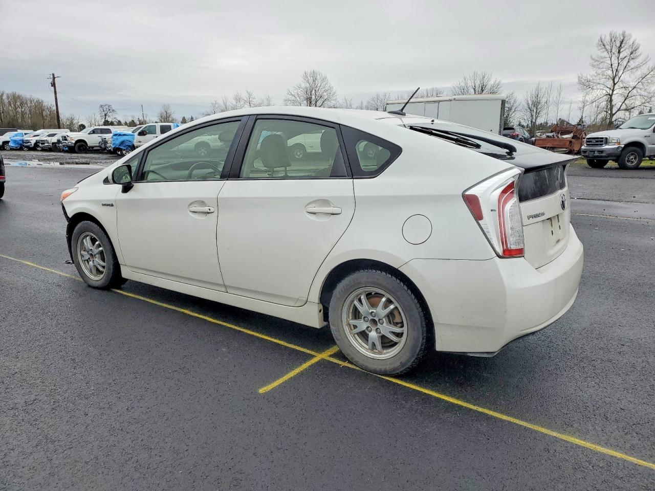 2012 TOYOTA PRIUS photo 2