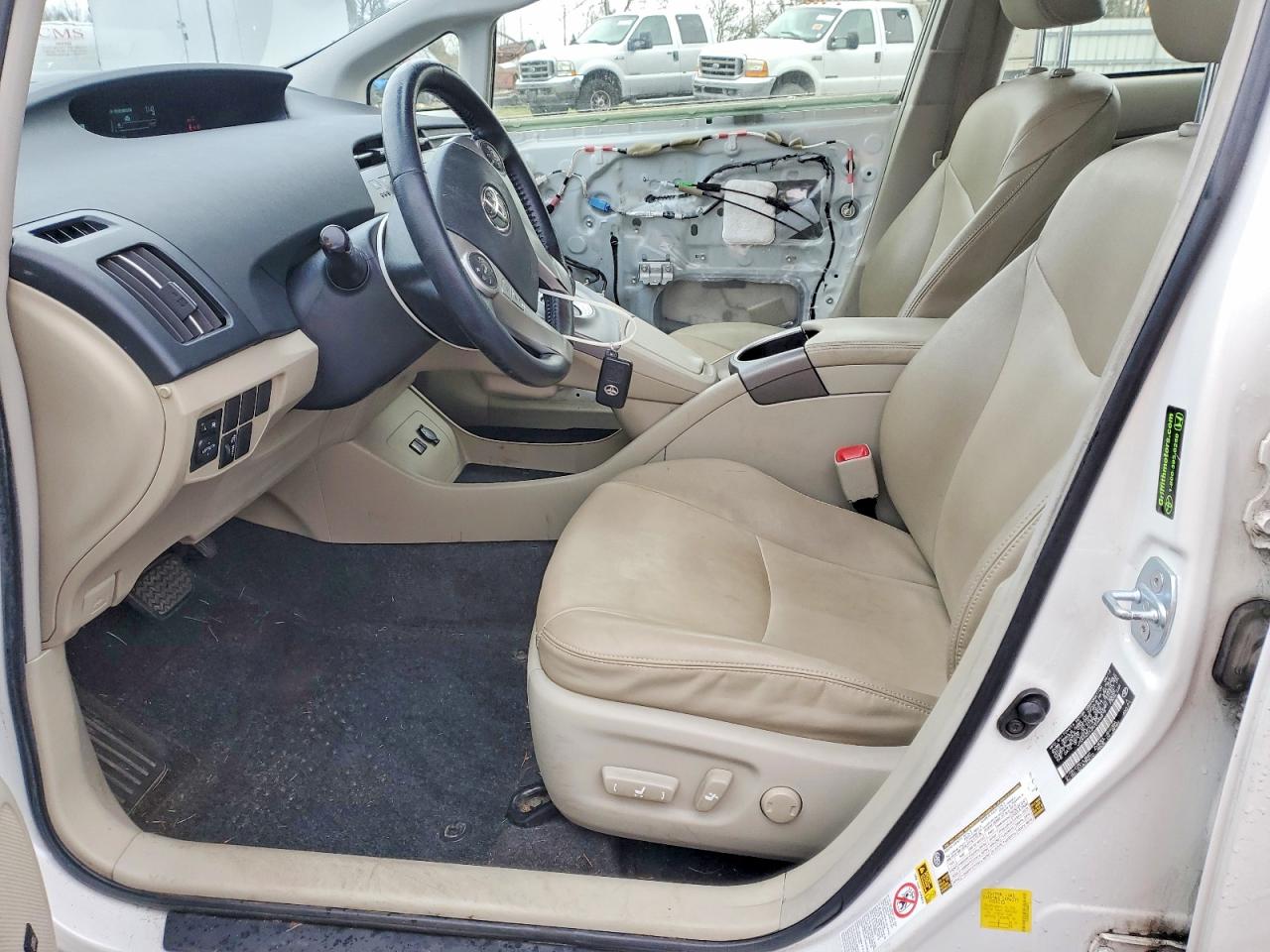 2012 TOYOTA PRIUS photo 7