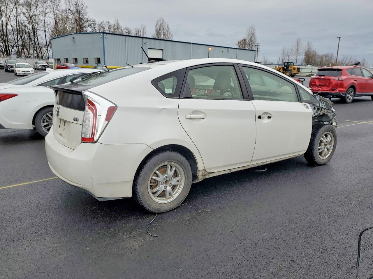2012 TOYOTA PRIUS photo 3